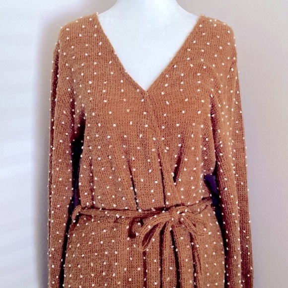 Polagram sweater knit Swiss dot midi dress - Picture 2 of 8